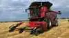 SDK tager i juli mejetærskeren Case IH AF10, der her ses i aktion, med på demo-tour på Sjælland, Lolland-Falster og Møn, hvor interesserede kan se maskinens kapacitet i marken.