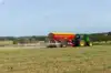Kalksprederen fra Bredal er en K165 XESC med det store spredebord og to tallerkener, som muliggør spredning på op til 30 meter.