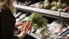 Væksten i salget af økologiske varer er fortsat voldsom, og i flere butikker har salget af økologiske grønsager overhalet salget af konventionelle.