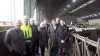 På billedet ses fra venstre: Politisk konsulent Per Grønbæk, formand for Sønderjysk Biogas Erling Christensen, bestyrelsesmedlem Johan Schmidt, landmand Jesper Lange, næstformand Berith Nissen, bestyrelsesmedlem Flemming Skov, Anders Kronborg (S), formand Christian Lund og Jesper Petersen (S). 