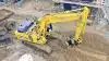 Der er fart på, når Thomas Nørgaards nye Komatsu HB215LC-3 tager fat. Hydraulikken er yderligere optimeret i forhold til den foregående generation af hybrid-gravemaskinen, og såvel brændstofforbruget som støjniveauet er reduceret endnu mere.

