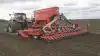 Kuhn Espro 6000 RC Mix er en samsåningsmaskine. Det er en populær og effektiv såmaskine. Maskinen passer perfekt til større planteavlsbrug, som også bringer husdyrgødning ud på deres arealer.