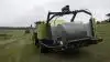 Wrapfilmen rundt om ensilage- og høballer er i mere end én forstand en del af den cirkulære økonomi. Nu kan en tredjedel af wrapfilmen omkring en rundballe være genbrugsplast, tyder testene hos Skandinavisk Landbrugsplast på. Foto: Bøje Østerlund