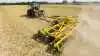 Fra november i år tilbyder fem af Danish Agro Machinery-ejede maskinforretninger det store Bednar-program i jordbearbejdnings- og såmaskiner.