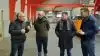 Der blev vist rundt og snakket landbrug undervejs, da fødevareministeren besøgte et landbrug nær Esbjerg. Fra Venstre: landmand og mælkeproducent Laust Bendix Jensen, fødevareminister Rasmus Prehn, (S) og partifælden og folketingsmedlem Anders Kronborg og formand i Landbrug & Fødevarer, Søren Søndergaard. Foto: John Ankersen