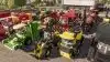 Her ses en række af de virtuelle udgaver af velkendte landbrugsmaskiner, der kan bruges i Farming Simulator 19. Foto: Farming Simulator