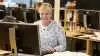 25-års jubilar i Sagro, Annette Johansen, har været igennem flere fusioner med arbejdsglæden i behold.  