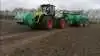 Samson Agro står bag en nyudviklet prototype til nedfældning og placering af gylle i majs. Torsdag afholdt Seges i samarbejde med Aarhus Universitet, Samson Agro, DM&E og Varde Maskinstation demonstrationsdag, hvor forsøgsmaskinen blev vist frem. Fotos: Henriette Lemvig