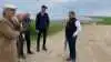 Fællesskabet skal ifølge parterne resultere i varige ændringer i Odense Fjord. 
Fra venstre ses den fynske DN-formand Leo Jensen, SDU-lektor Mogens Flindt, Thomas B. Jørgensen, Odense Renovation, Mads Leth, VandCenterSyd og initiativtager landboformand Torben Povlsen, L&F Centrovice. Fotos: Morten Knudsen, Pegasus Reklame & Marketing
