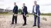 Tidligere på måneden var der første spadestik på Danish Crowns kommende hovedkontor. Det skete, da Group CEO Jais Valeur, formand Erik Bredholt og borgmester i Randers Kommune Torben Hansen alle tre med spade i hånden skød gang i byggeriet.