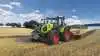 Claas Arion 400-traktorserien, der blev lanceret tidligere i år med en række nyheder, blandt andet nyt design og en ny topmodel med Power Management (CPM) og nye emissionstandarder, tilbydes nu også med CIS- og CIS plus til Arion 460 og 470, der er samlet i en premium-komfortpakke.