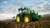 John Deere er det foretrukne traktorkøb i Danmark. Mærket har en markedsandel på næste 26 procent i august og har registreret 34 enheder og for de første otte måneder har John Deere leveret 248 traktorer og har en markedsandel på lige over 23 procent. På andenpladsen for august måned kommer Case IH, der har leveret 24 traktorenheder, herefter følger New Holland 23, Claas 21, Massey Ferguson 10, Valtra 9, Deutz-Fahr 5, Fendt 3 og JCB og Landini med hver én. Arkivfoto