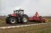 Case IH har for nylig lanceret traktormodellen, Optum AFS Connect, som flere af de besøgende testede i marken. Foto: Jesper Hallgren