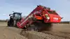 I de kommende uger inviterer Valtra og Grimme på Danmarksturné, hvor der demonstreres en Valtra-traktor med fabriksmonteret TwinTrac-system, som giver mulighed for at dreje sædet 180 grader og styre traktoren modsat kørselsretningen med fuldt udsyn bagud samt en Grimme-stenstrenglægger. Pressefoto
